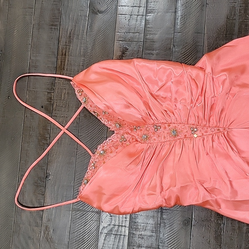 Coral/pink prom dress